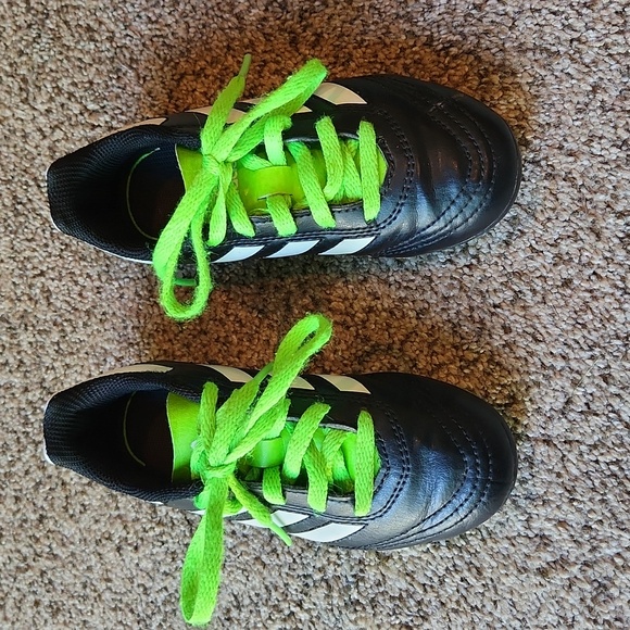 Adidas | Soccer Cleats - Picture 2 of 10